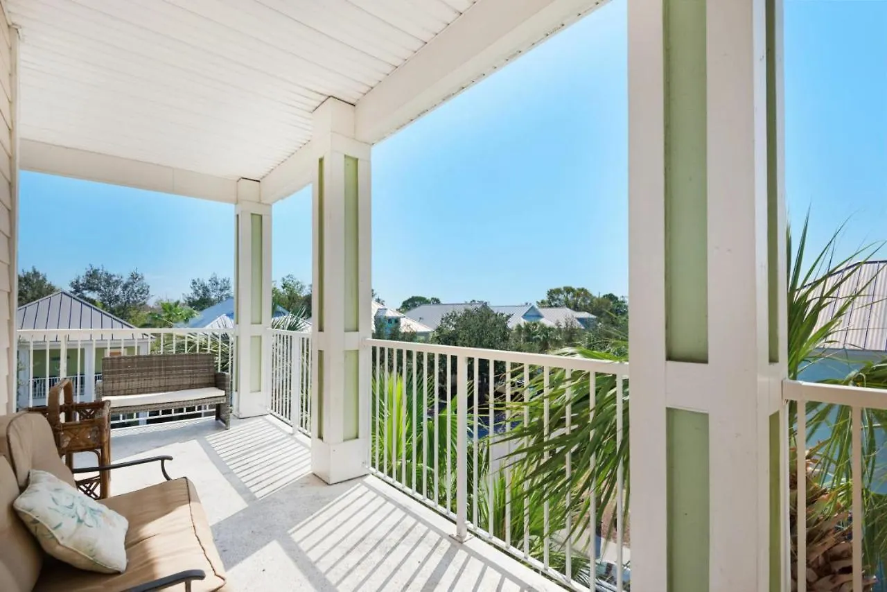 Holiday home Skips Corner Pet Friendly Beach Trolley Destin