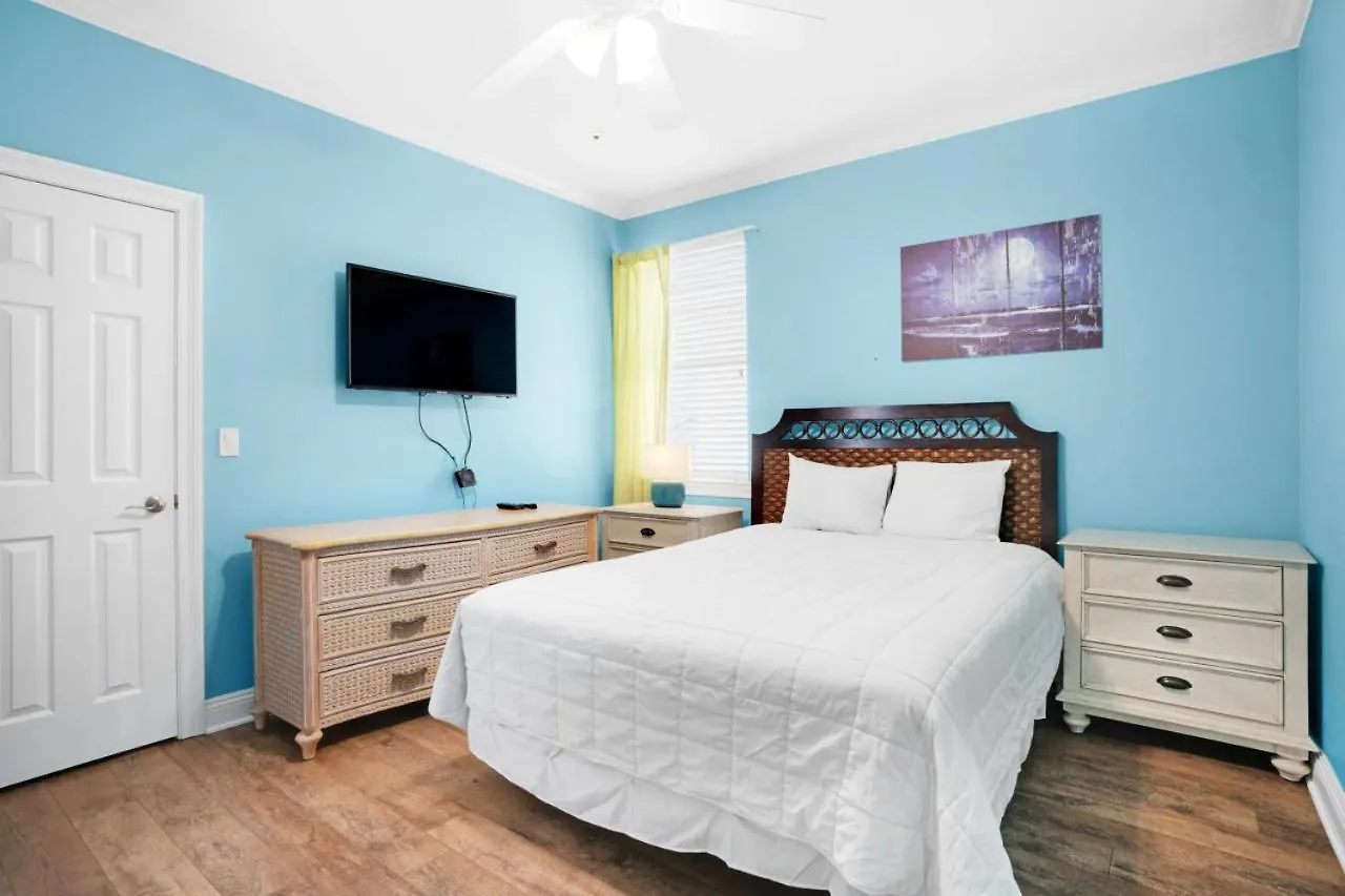 Holiday home Skips Corner Pet Friendly Beach Trolley Destin