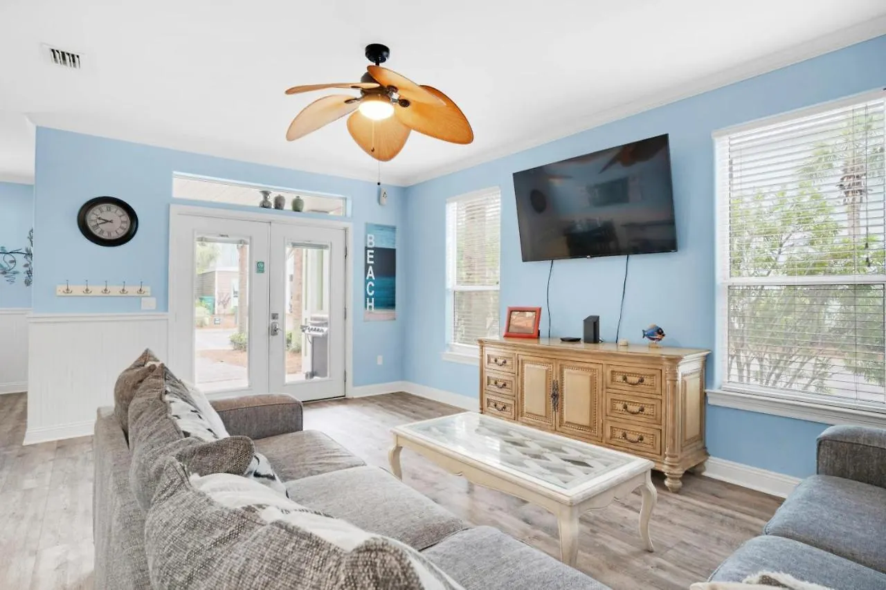 Skips Corner Pet Friendly Beach Trolley Destin 0*,  United States